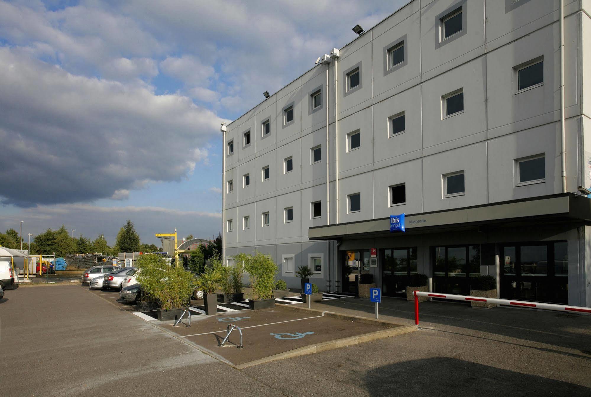 Ibis Budget Villemomble Exterior photo